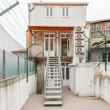 & Guest house