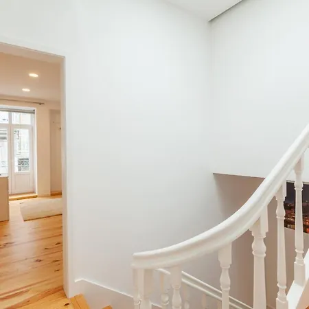 & Apartment *